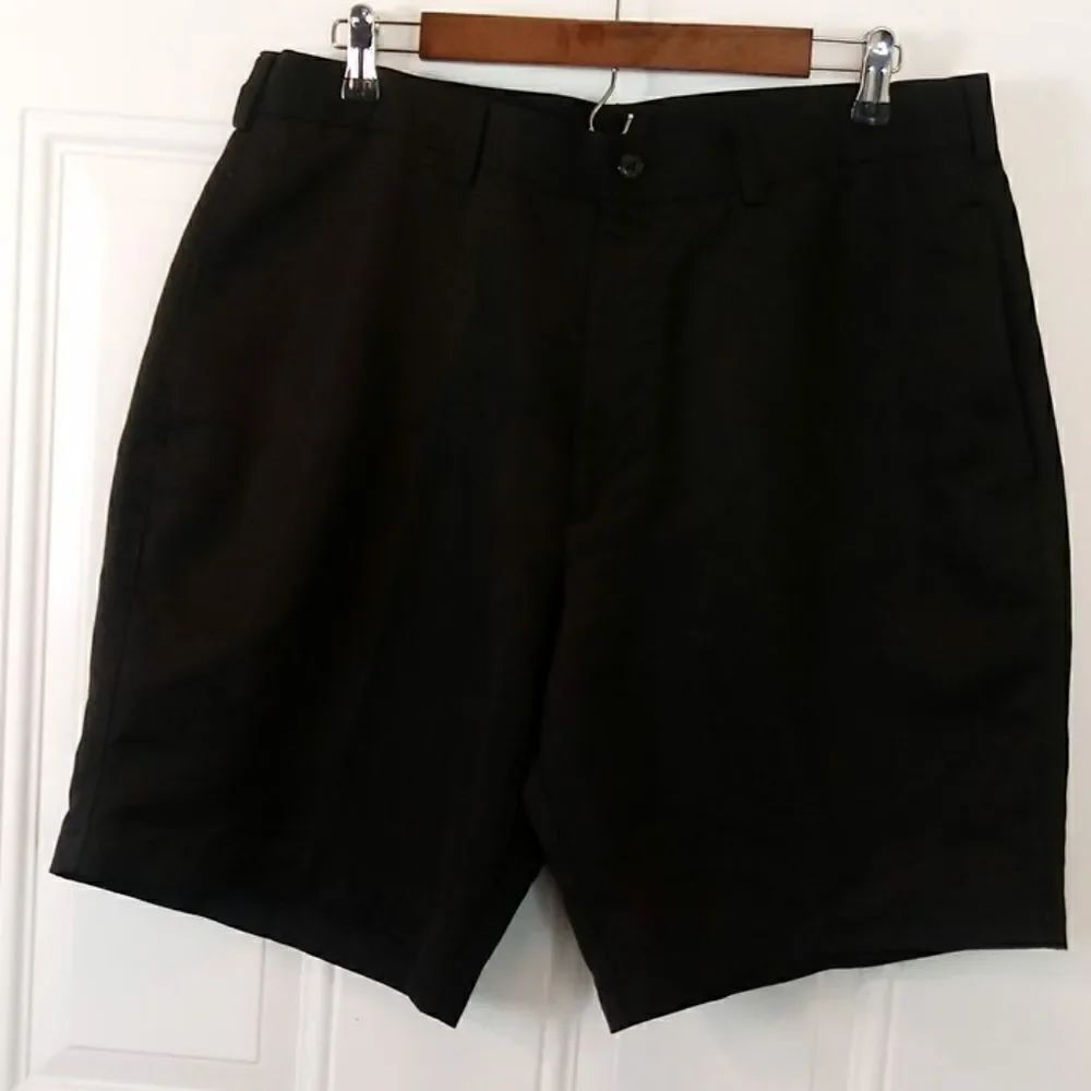Roundtree and Yorke black 4 pocket shorts